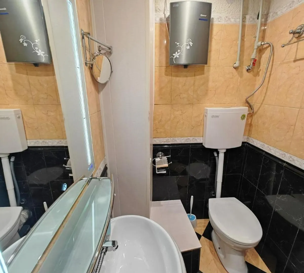 Central 1-Br Apartment Sofia