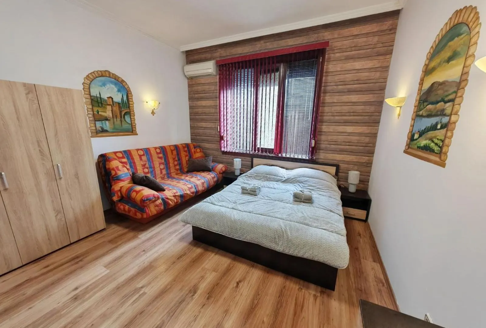 Central 1-Br Apartment Sofia