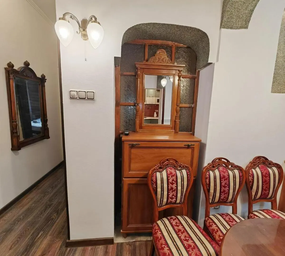 Central 1-Br Apartment Sofia 0*,